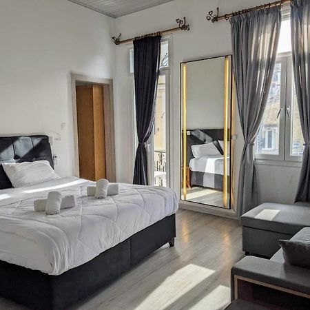 Travelers Luxury Suites, Studios & Apartments Corfu  외부 사진