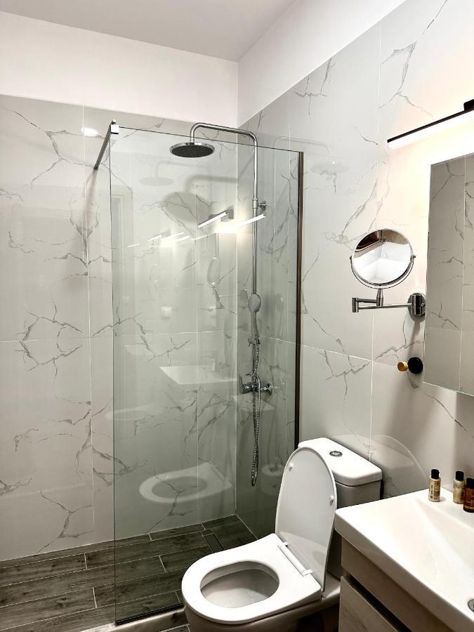 Travelers Luxury Suites, Studios & Apartments Corfu  외부 사진