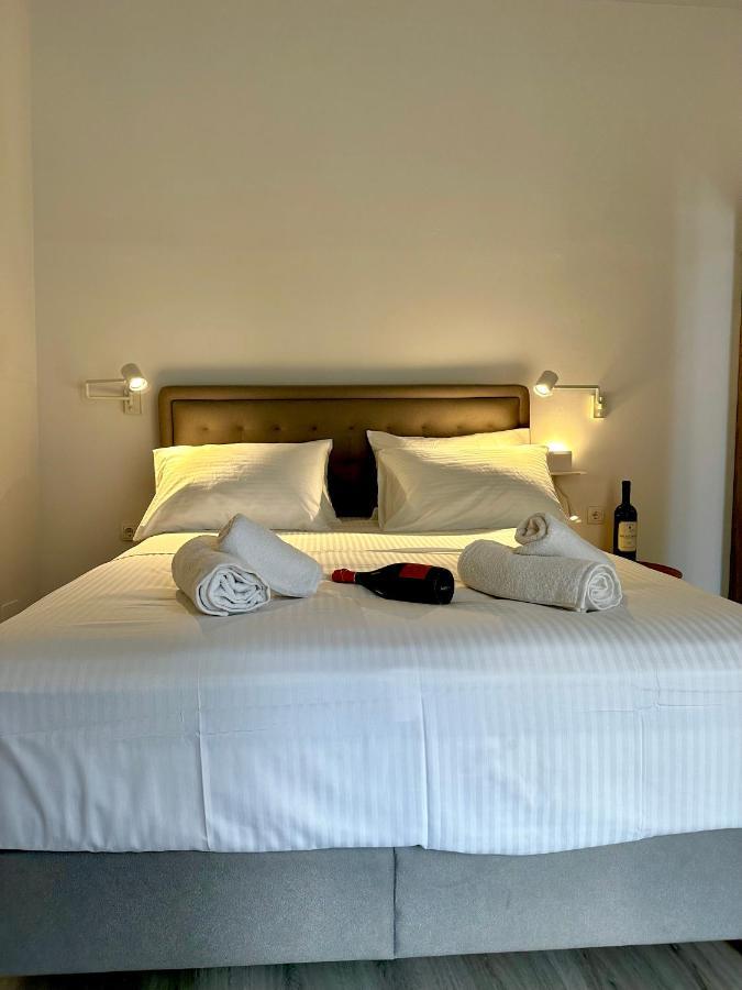Travelers Luxury Suites, Studios & Apartments Corfu  외부 사진