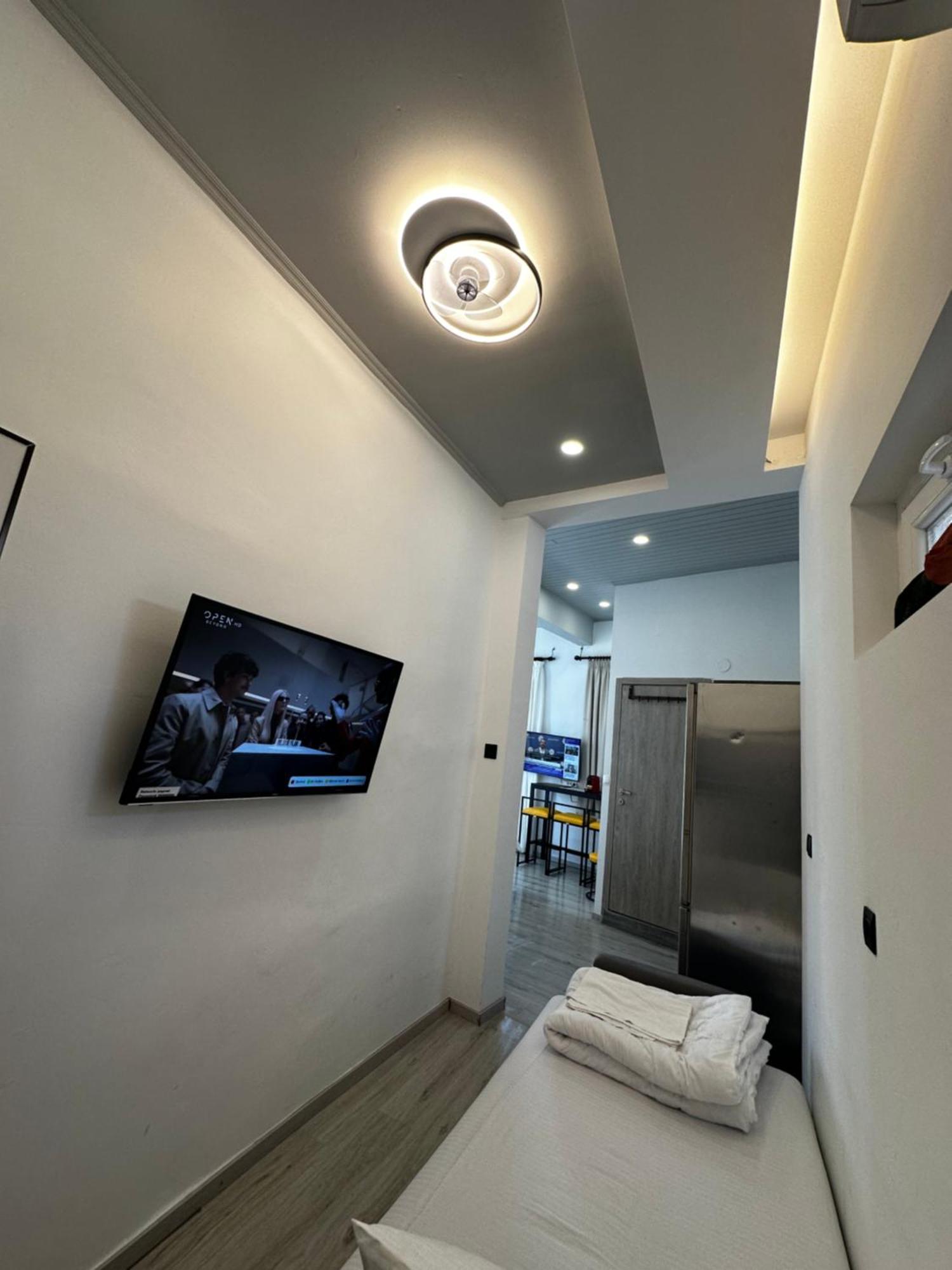 Travelers Luxury Suites, Studios & Apartments Corfu  외부 사진