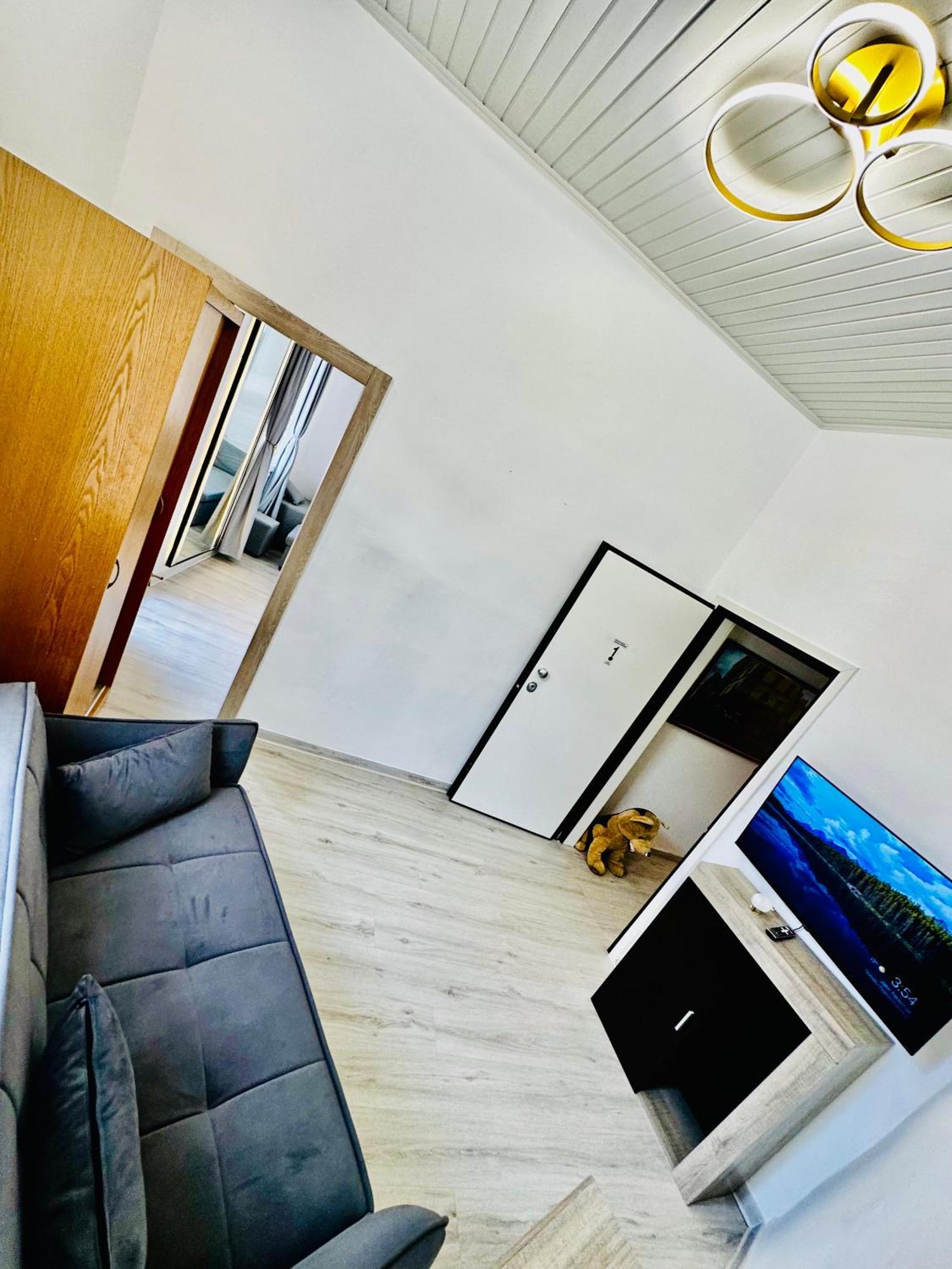 Travelers Luxury Suites, Studios & Apartments Corfu  외부 사진