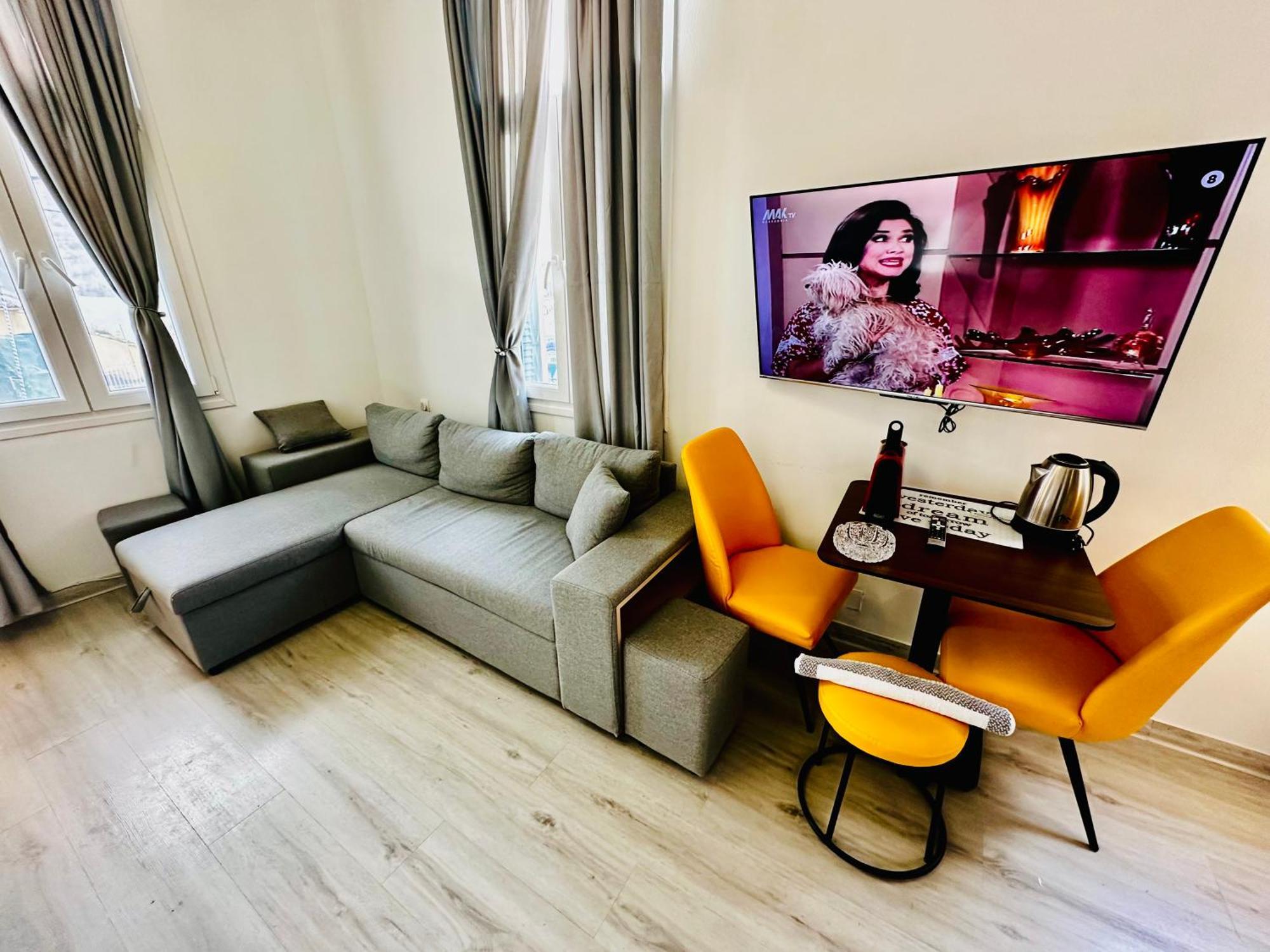 Travelers Luxury Suites, Studios & Apartments Corfu  외부 사진